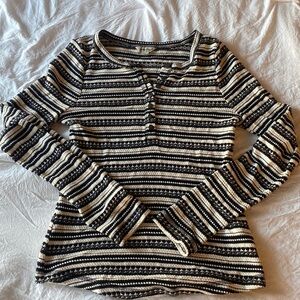 Lucky Brand Size Small Waffle-like Long Sleeve Shirt!​
